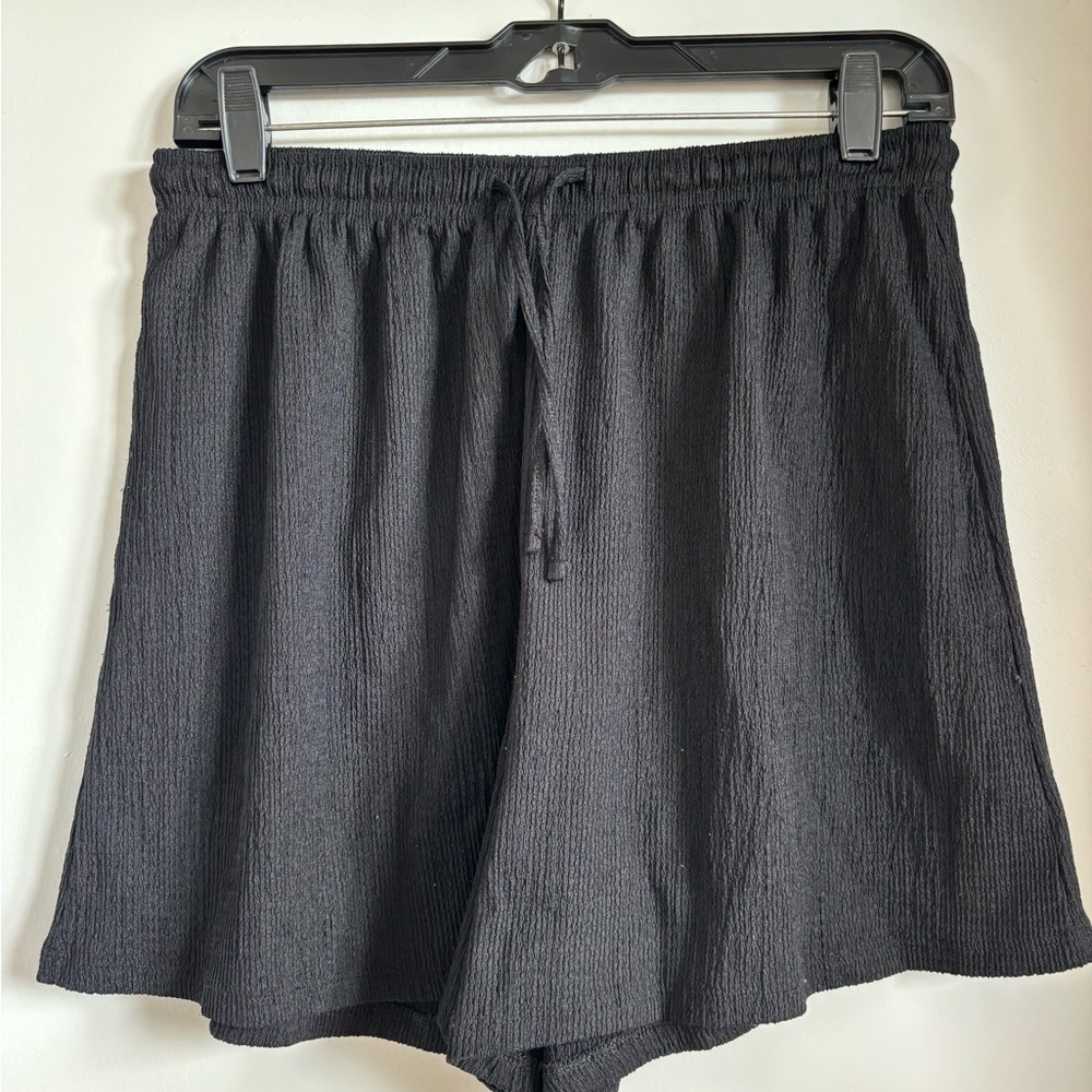 H&M Black High Waist Women's Shorts